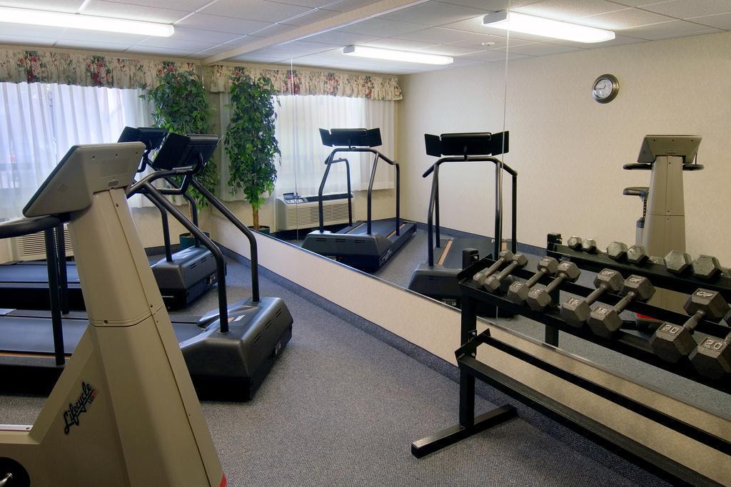 Comfort Inn Пикеринг Экстерьер фото
