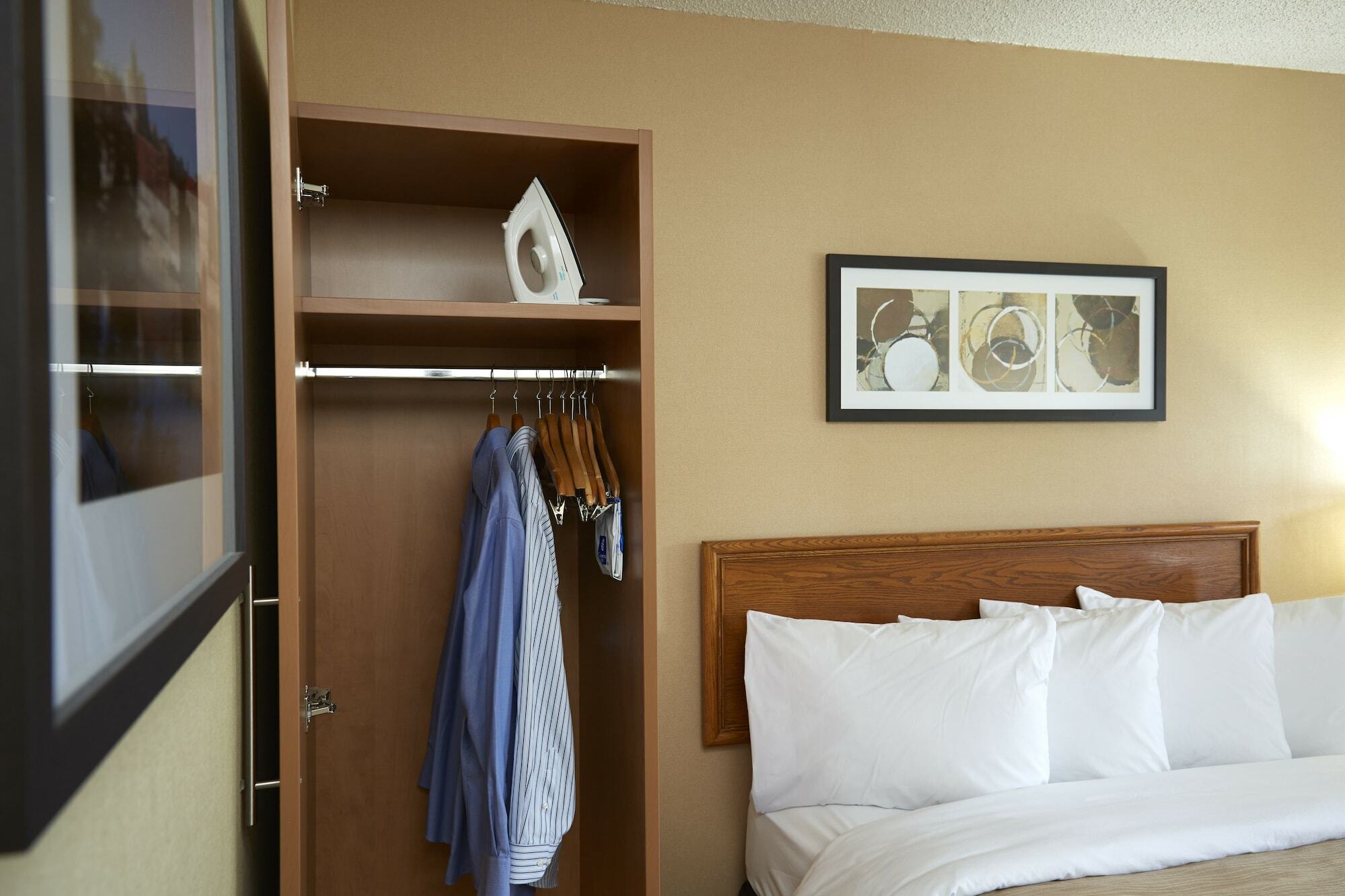 Comfort Inn Пикеринг Экстерьер фото