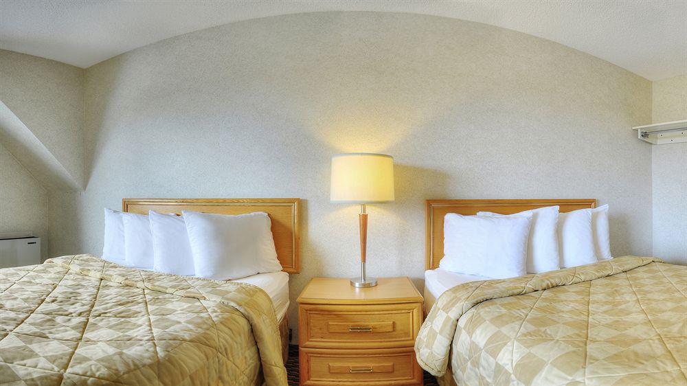 Comfort Inn Пикеринг Номер фото